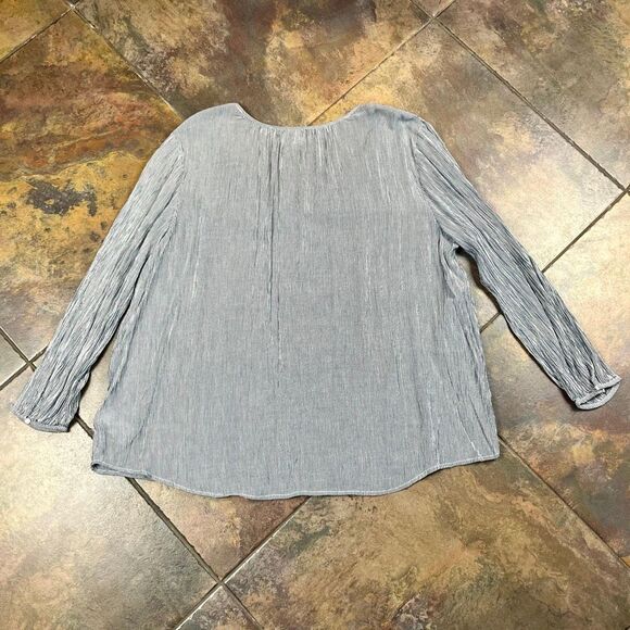 Old Navy Striped V-neck Blouse XXL - Picture 11 of 11